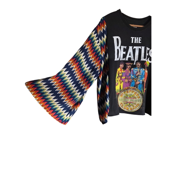 Beatles Graphic Tee Upcycled - Picture 4 of 10